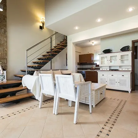 Inuit || Luxury Pool Villa, Sani