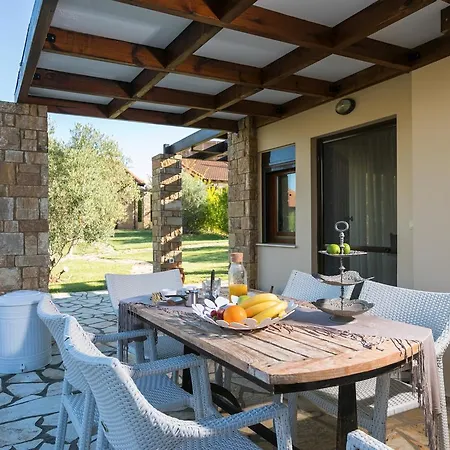 Inuit || Luxury Pool Villa, Sani *